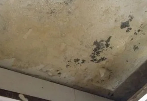 宿迁市阳台漏水维修公司分享下宿迁市卫生间渗水维修需要注意哪些问题。